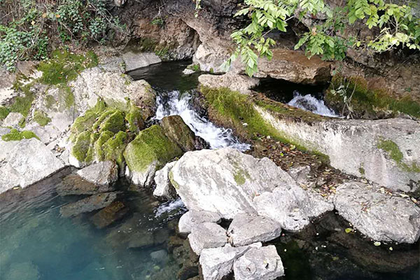 ‘星空体育APP网站’寂然惨遭导演安排,直播间被怼哭,寒夜却借机炒作,真的毫无下限(图2) 星空体育APP