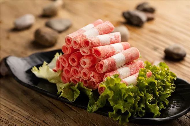 【星空体育APP网站】违章搭建问题无人受理 昆山小区火灾引发纠纷(图2) 星空体育app下载