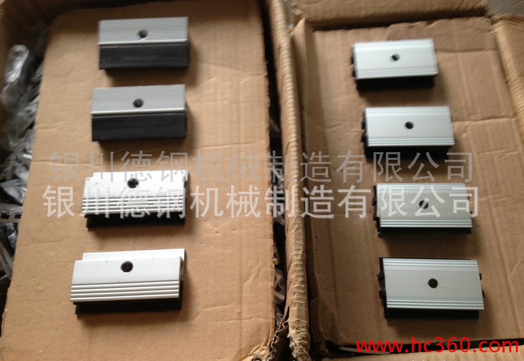 快速路上皮卡起火 消防扑灭滚滚浓烟_星空体育app下载(图3) 星空体育APP