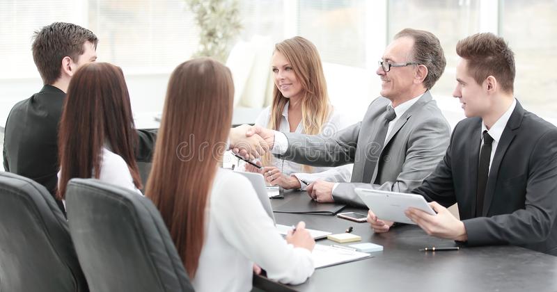 球球大作战隐身绝技 虎牙直播炫星兄弟搞事情|星空体育APP(图2) 星空体育APP网站