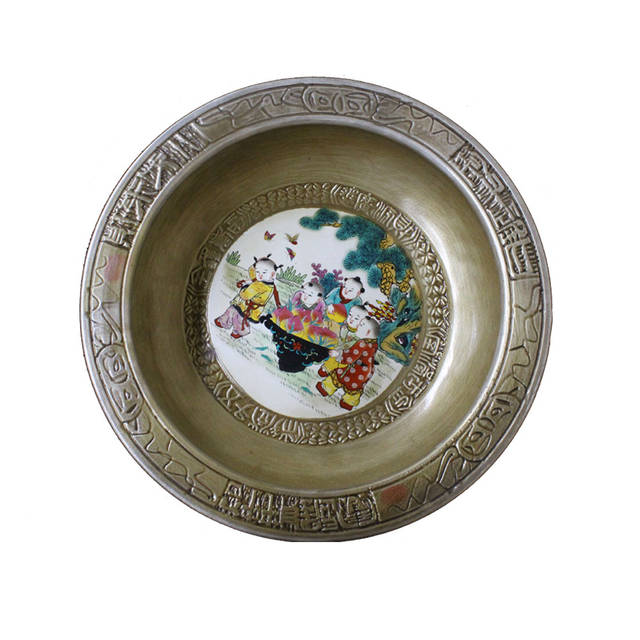 “星空体育APP”十二届全国人大常委会第三十三次会议在京举行(图4) 星空体育APP网站