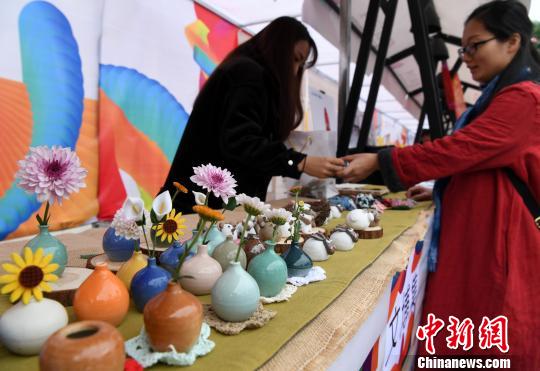 ‘星空体育APP’吕文君伤停后他将挑起上港进攻重任!特点鲜明值得佩雷拉重用(图2) 星空体育APP网站