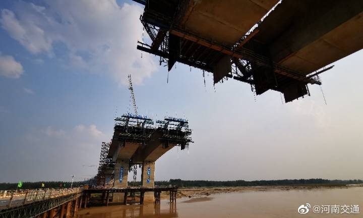 苍南消防走进彩虹课堂 为留守儿童送知识_星空体育APP(图2) 星空体育app下载