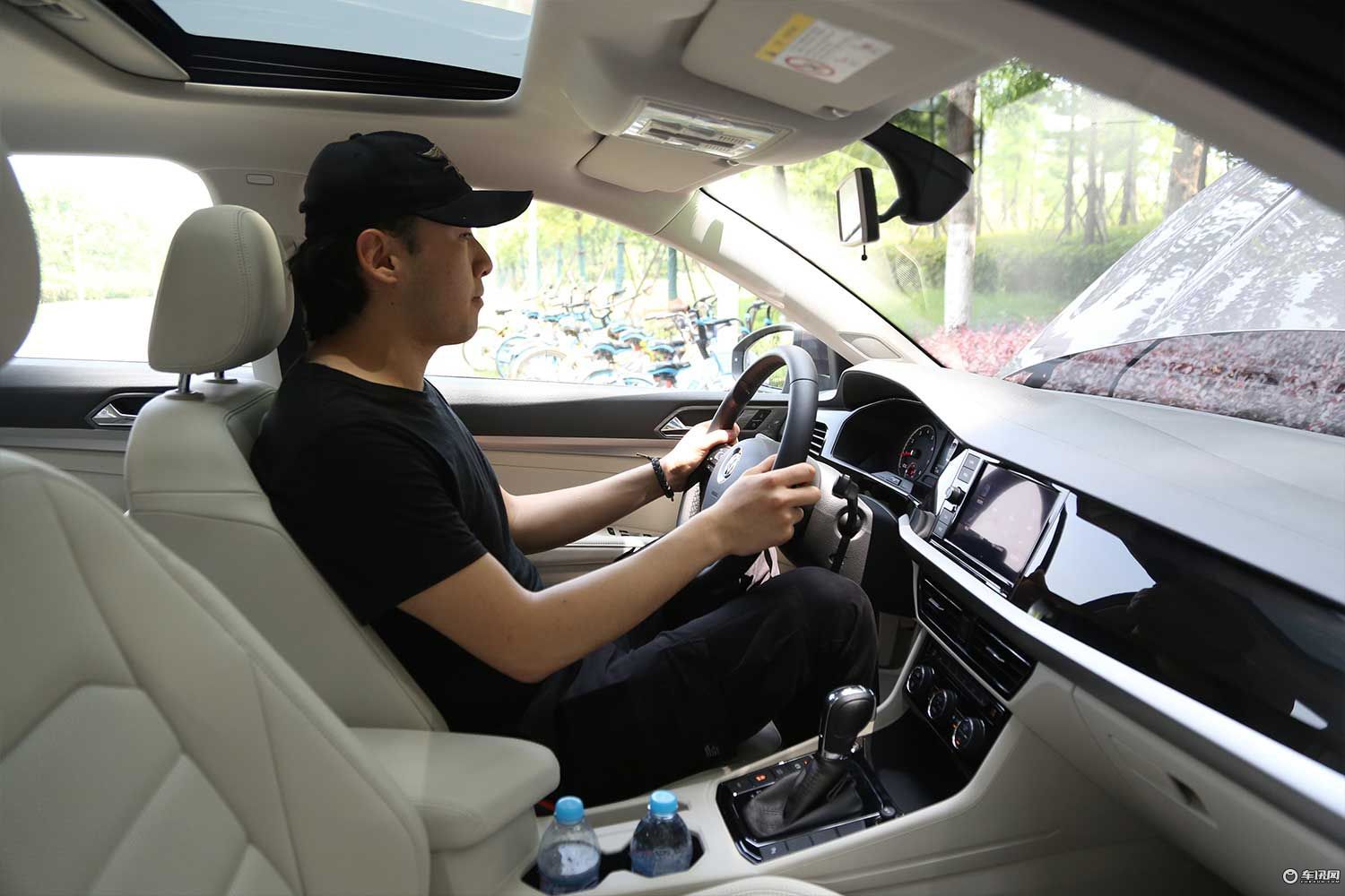 测试服AP卡莎史诗级加强!中门狙击流卡莎一枪半血!:星空体育APP(图1) 星空体育APP